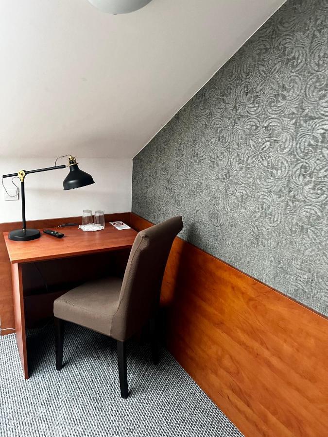 Orion Hotel Parczew Dış mekan fotoğraf